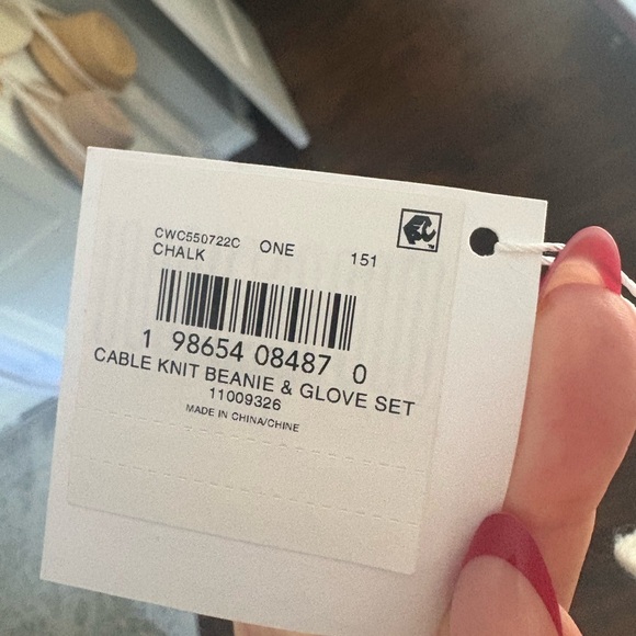 Coach Cream Knit Hat and Gloves Set - Picture 4 of 4